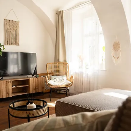 Cozy Urban House 公寓